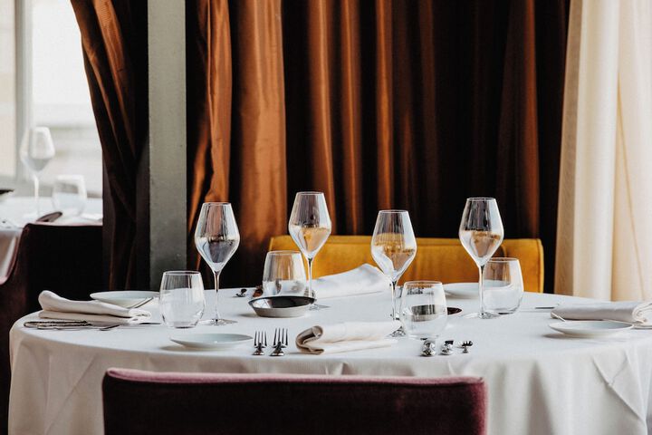 Dining 83 of 119