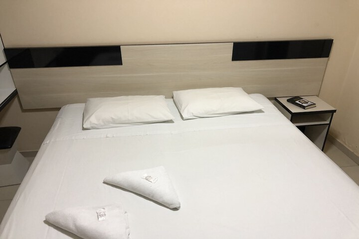Room 5 of 21