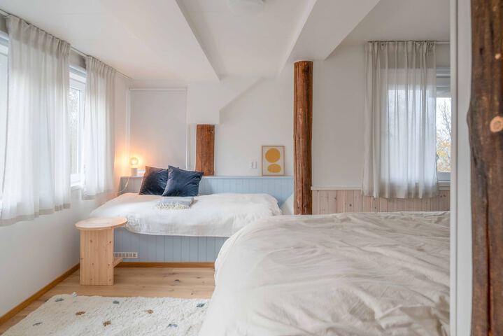 Room 4 of 41