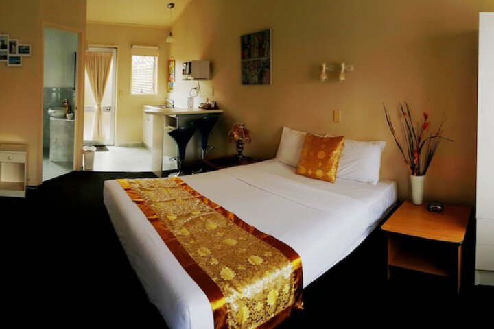 Room 46 of 76