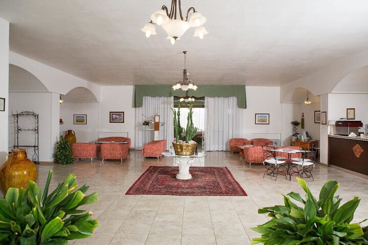 Hotel Interior 4 of 35