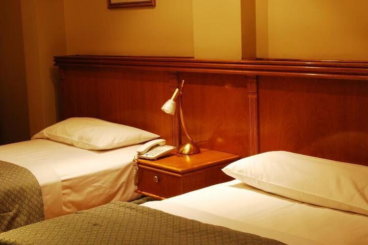 Room 14 of 47