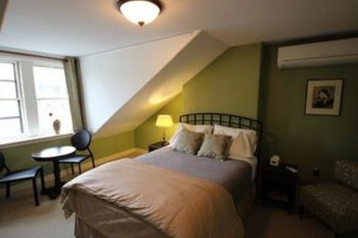 Room 20 of 37