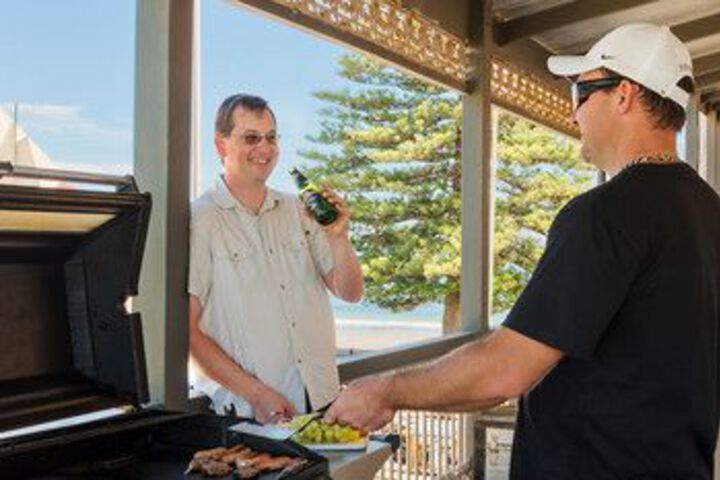 Property Grounds 28 of 187