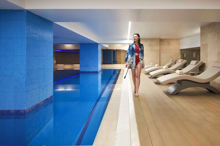 Pool 52 of 117