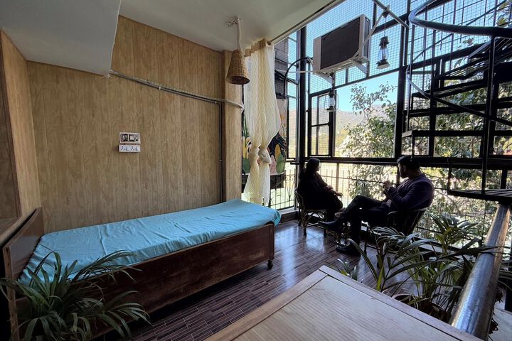 Room 36 of 95