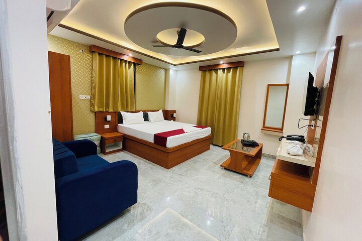 Room 12 of 49