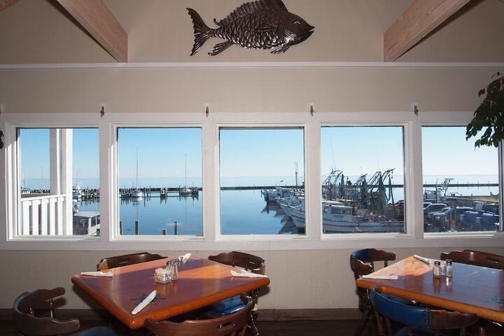 Dining 45 of 68