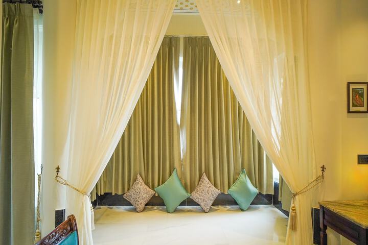 Room 20 of 47