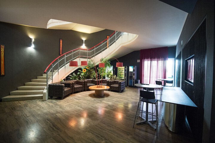 Hotel Lobby