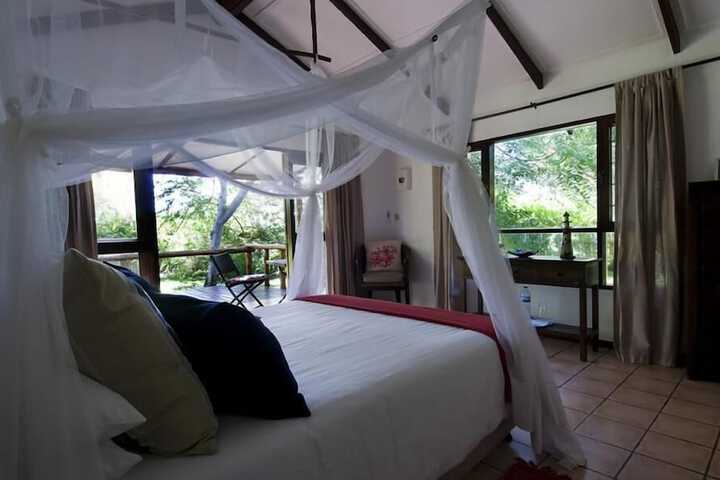 Room 2 of 9