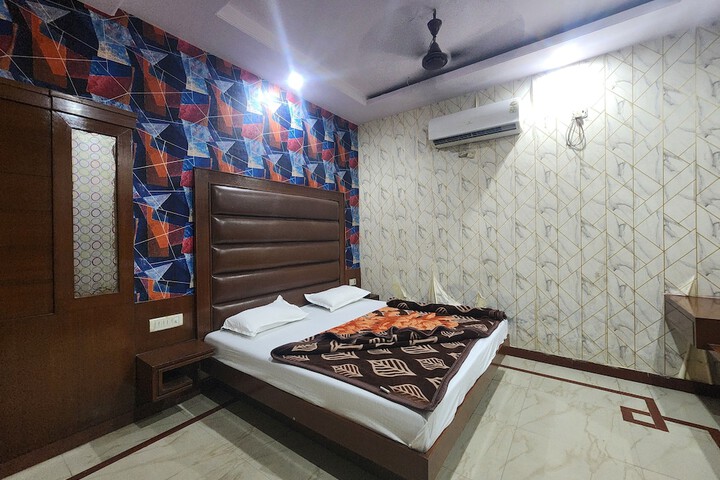 Room 39 of 49