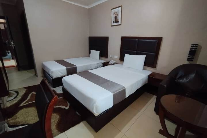 Room 5 of 19