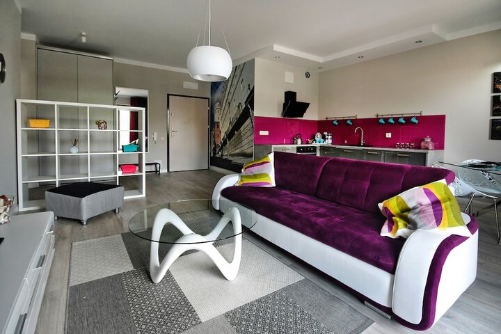 Room 48 of 79