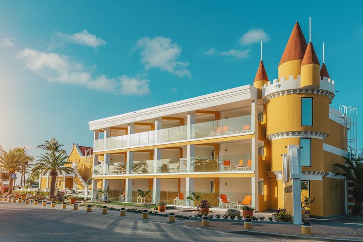 Hotel 128 of 136