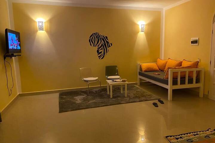 Room 12 of 30