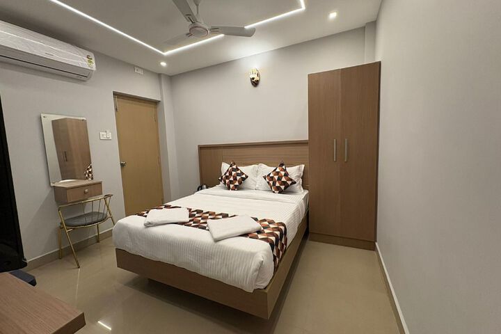 Room 5 of 49