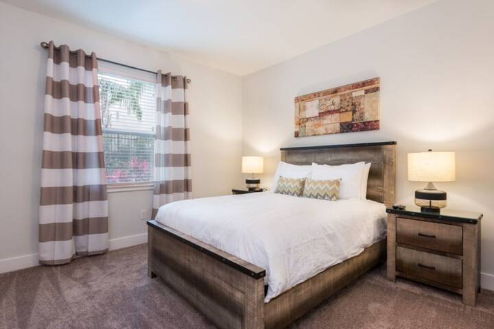 Room 3 of 51