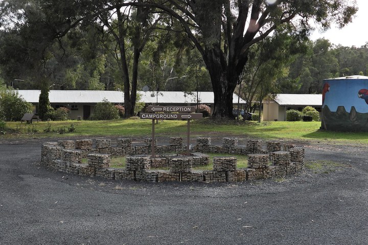 Property Grounds 38 of 48