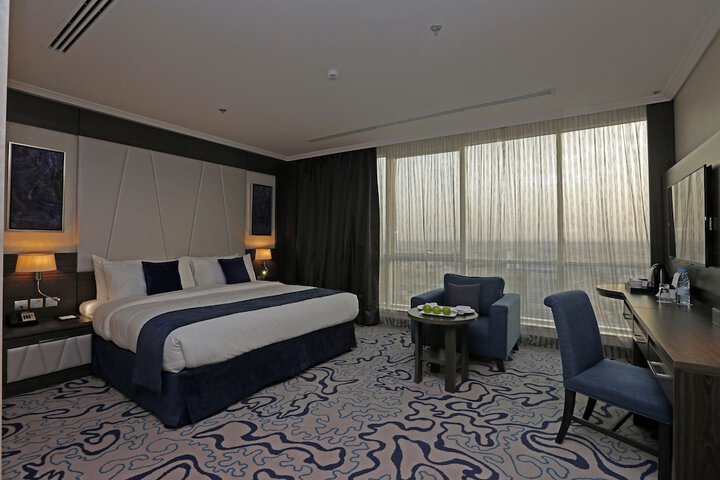 Room 22 of 77