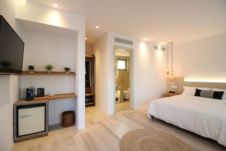 Room 15 of 54