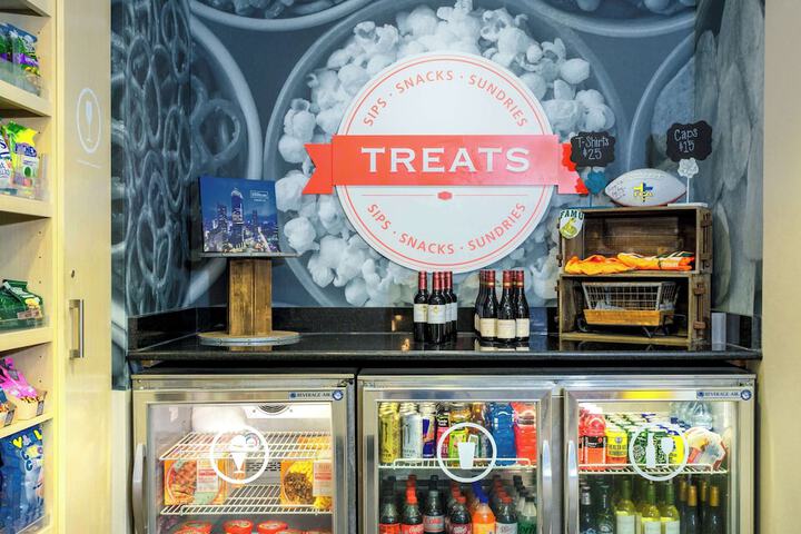 Snack bar