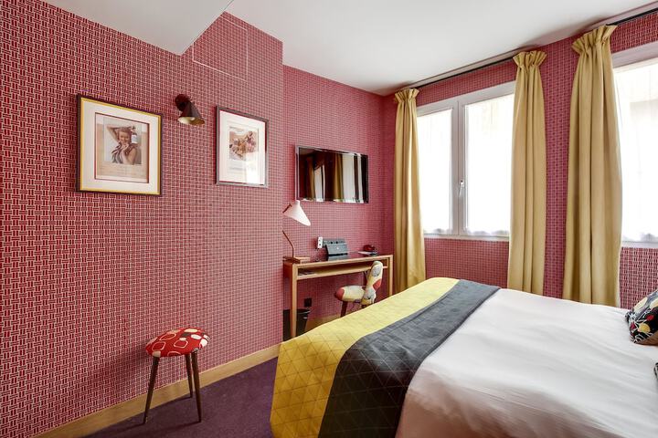 Room 8 of 54