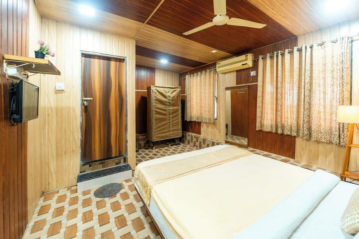 Room 38 of 55