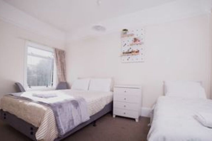 Room 16 of 39