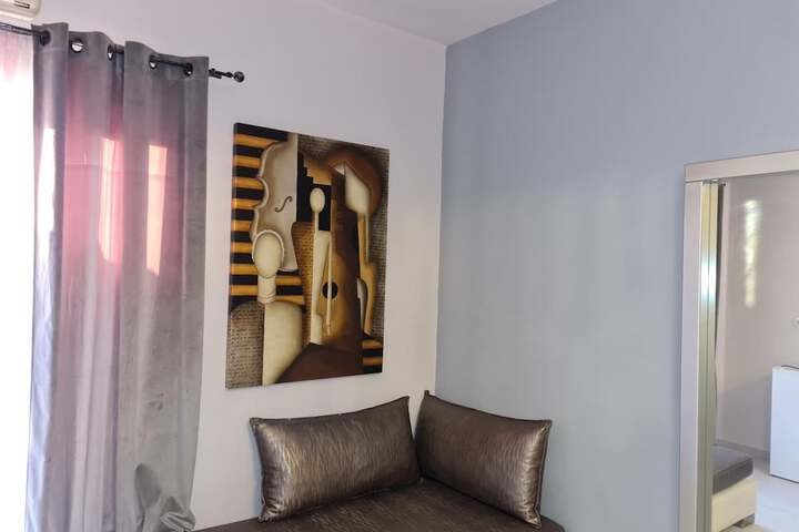 Room 18 of 45