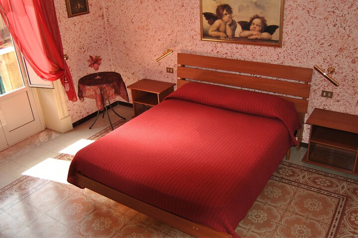 Room 19 of 60