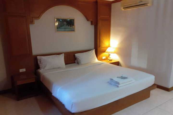 Room 7 of 29
