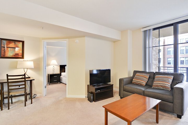 Room 17 of 26