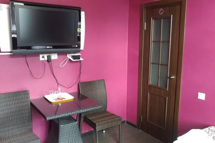 Room 47 of 99