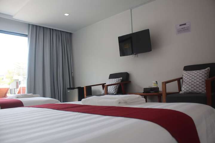 Room 5 of 91