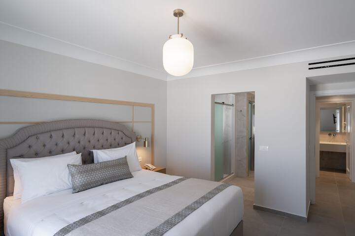Room 59 of 219