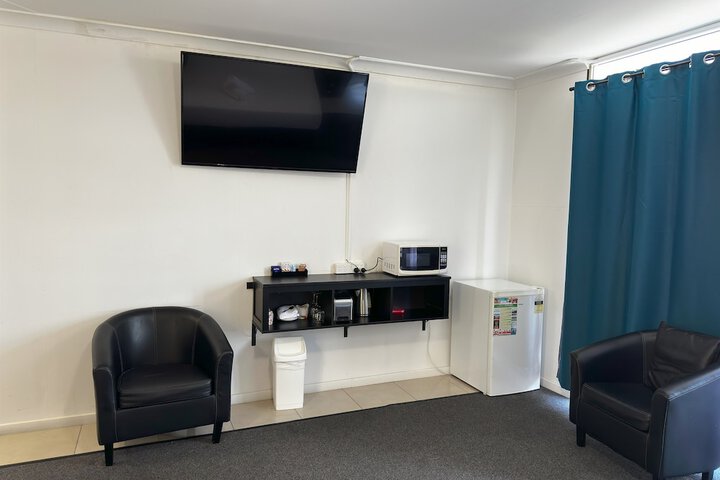 Room 33 of 75