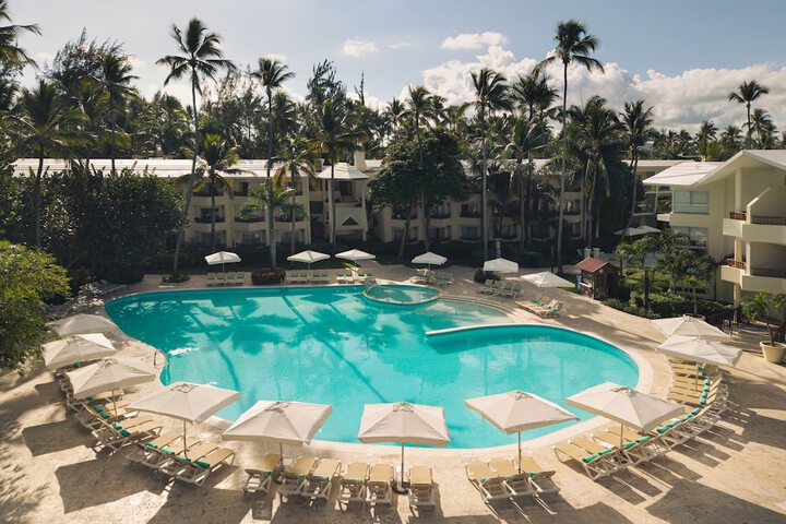 Pool 53 of 131
