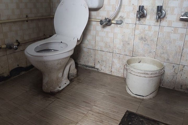 Room 12 of 15