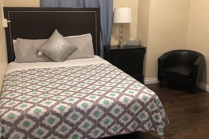 Room 13 of 41
