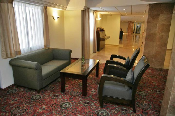 Guest Lobby