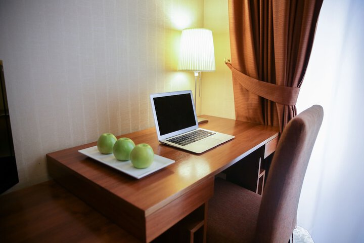 Room 17 of 65