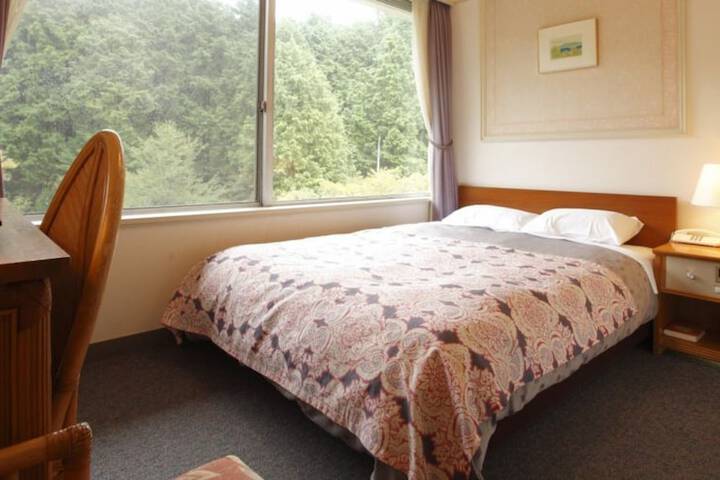 Room 9 of 58