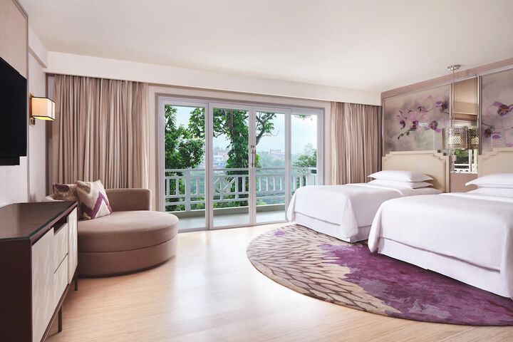 Room 10 of 79