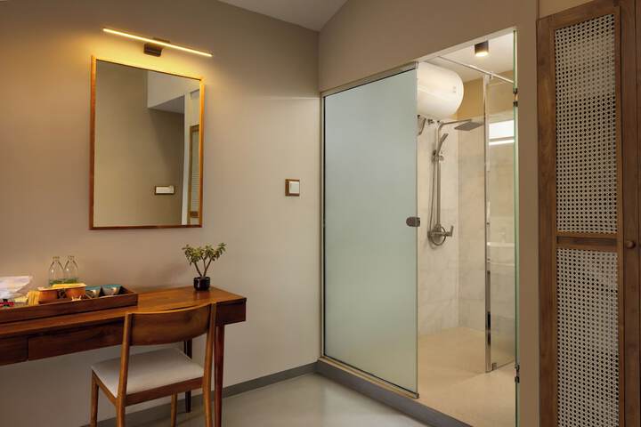 Room 15 of 117