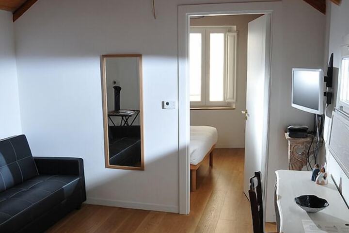 Room 54 of 137