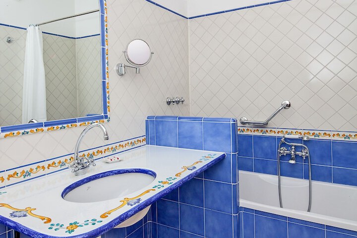 Clean Restrooms