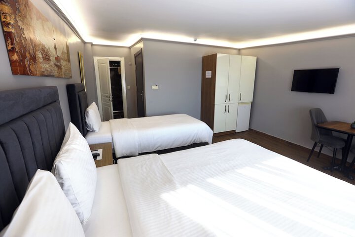 Room 10 of 55