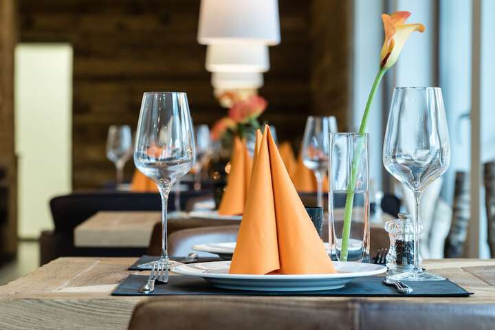 Dining 78 of 111