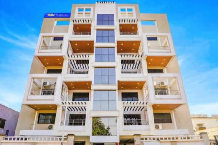 FabHotel Villa 31